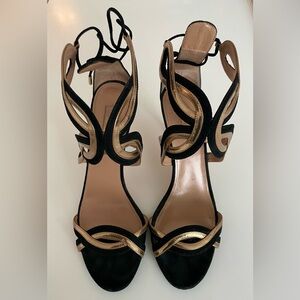 Aquazzura Elegant Black and Gold Women's Heels